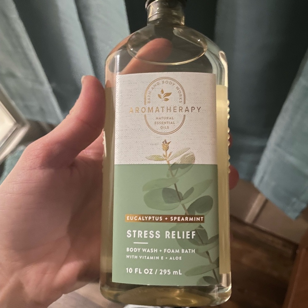 Bath and body works body wash